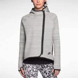Nike Tech Fleece Cape Hoodie